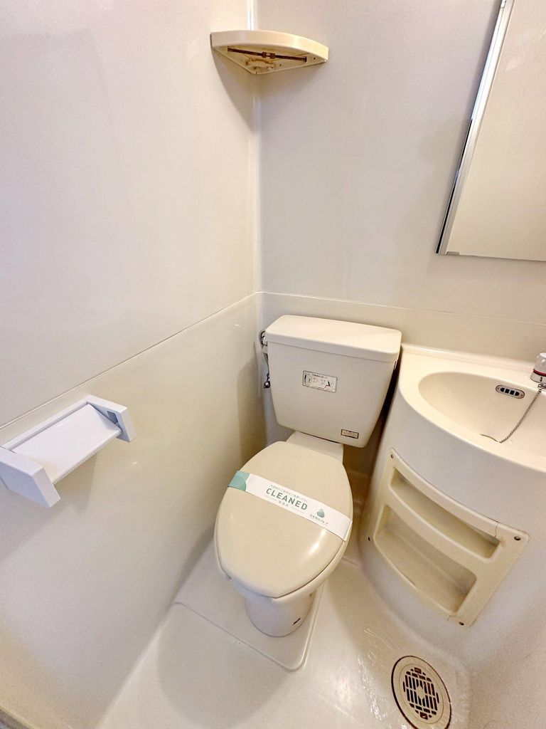 トイレ　トイレ