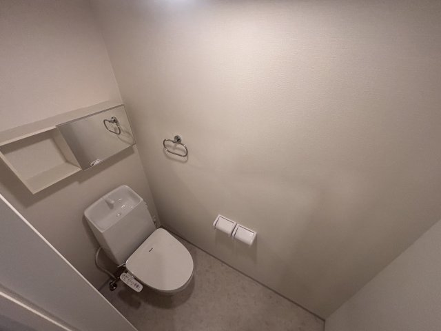 トイレ　収納ケース付きなので小物綺麗に片付けることが出来るので便利で