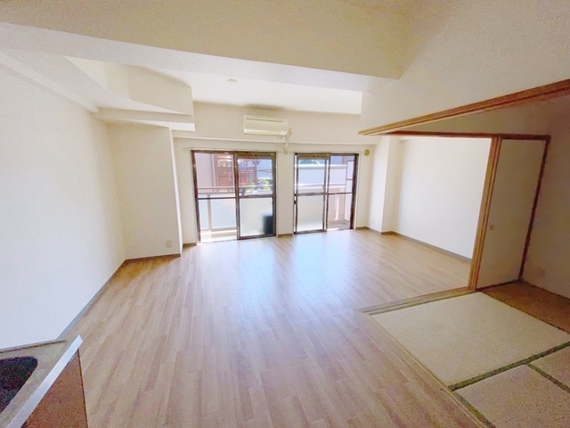 居室・リビング　リビング