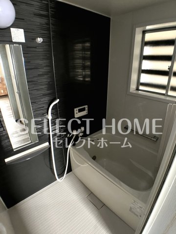 バス・シャワールーム　ゆったり過ごせるお風呂です