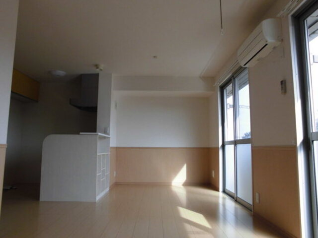 居室・リビング　リビング