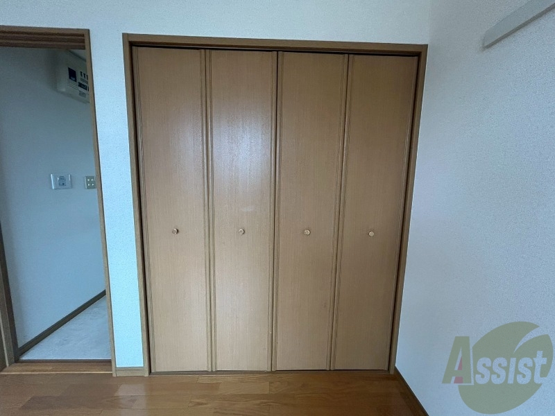 収納　大きめのクローゼット。