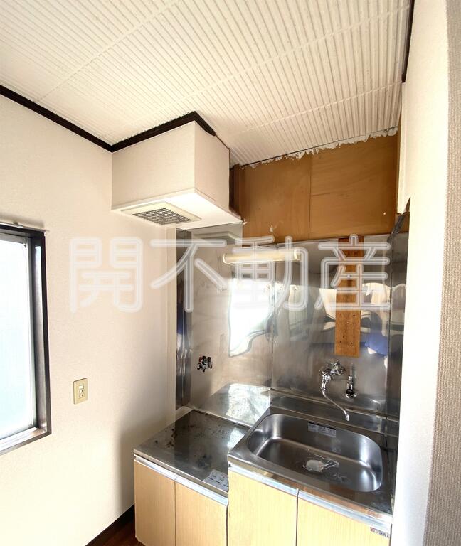 キッチン　都市ガス　ガスコンロ可　瞬間湯沸器可