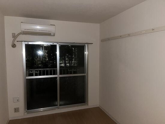 居室・リビング　別号室参考写真