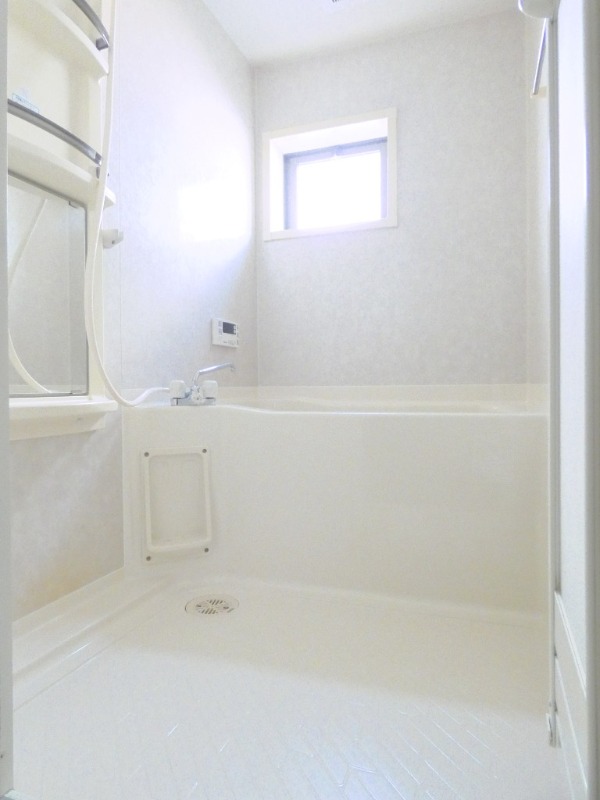 バス・シャワールーム　図面と現状に相違がある場合には現状を優先