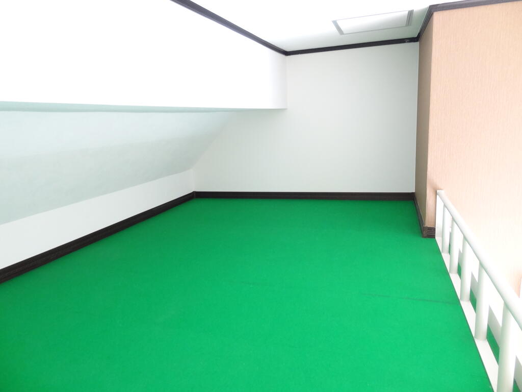 その他部屋・スペース　ロフトの広さは約４帖あります、お荷物たくさん置けます