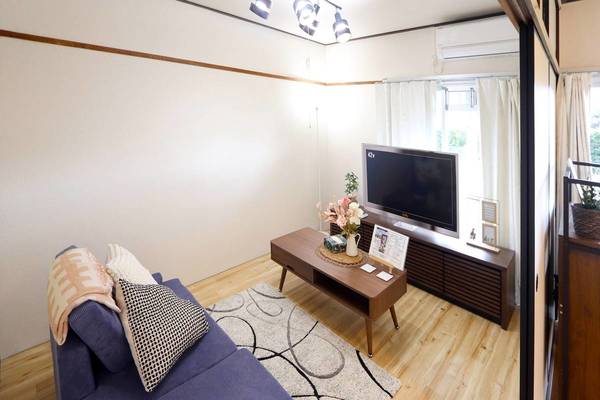 居室・リビング　モデルルームの写真です