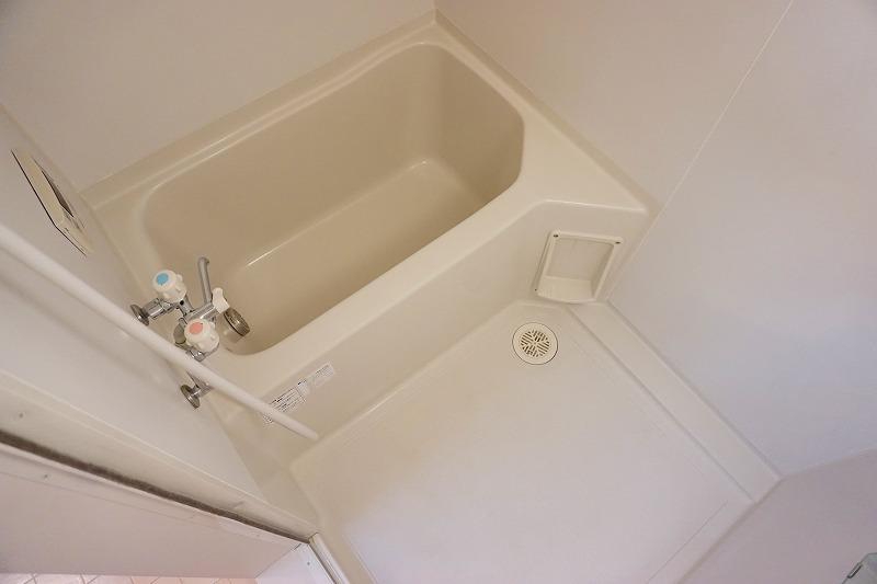 バス・シャワールーム　浴室