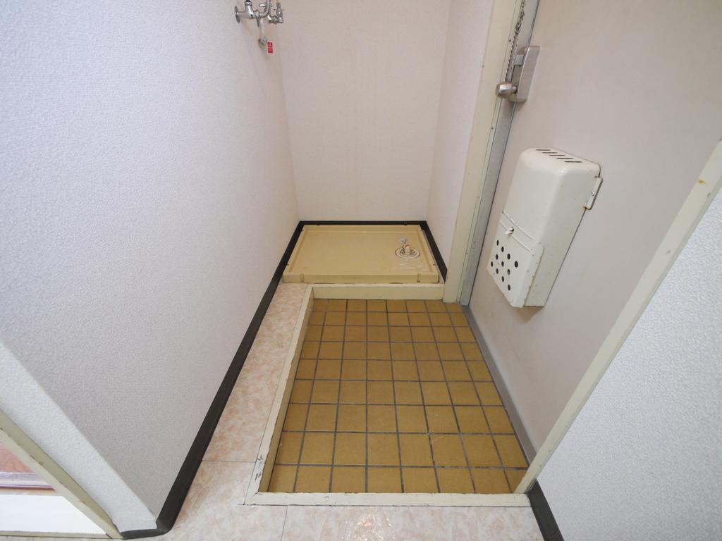 メゾンホワイトの玄関写真