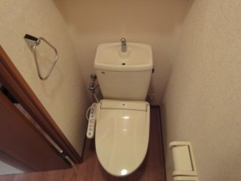 トイレ　図面と現状に相違がある場合には現状を優先