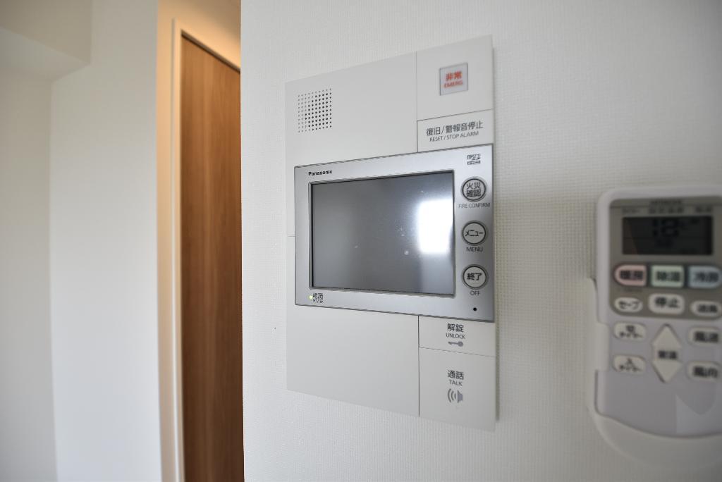 セキュリティ　カメラ付インターホン