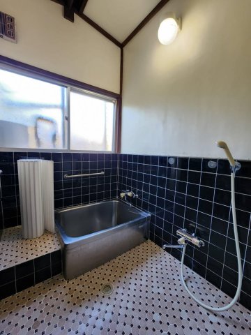 バス・シャワールーム　広いお風呂場