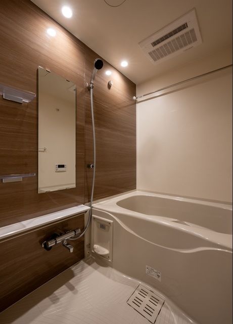 バス・シャワールーム