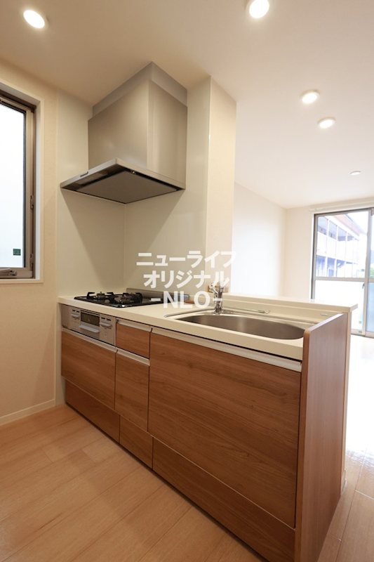 キッチン　使い勝手と収納力を兼ね備えたスライド式収納★