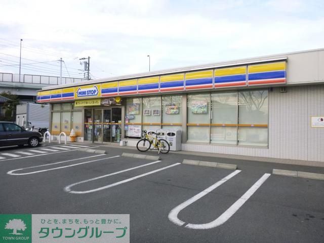 コンビニ　ミニストップ藤沢城南店（コンビニ）まで490m