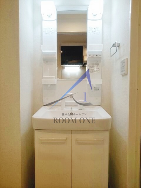 洗面設備　洗面台です。