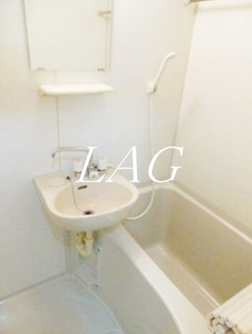 バス・シャワールーム　お風呂です。