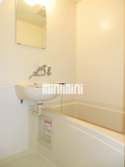 バス・シャワールーム　追焚き付きのバスルーム