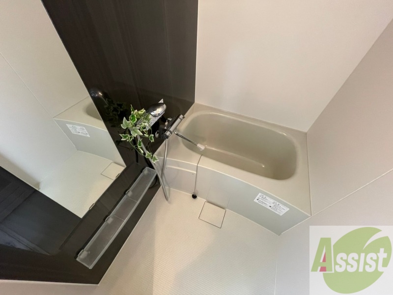 バス・シャワールーム　疲れを癒すには湯船でゆっくりするのが良いですよ。