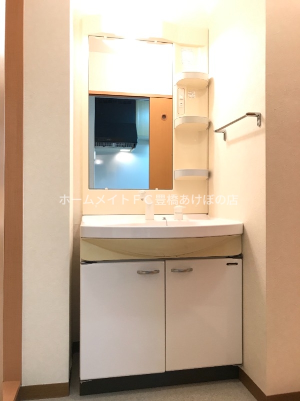 洗面設備　同型別部屋写真