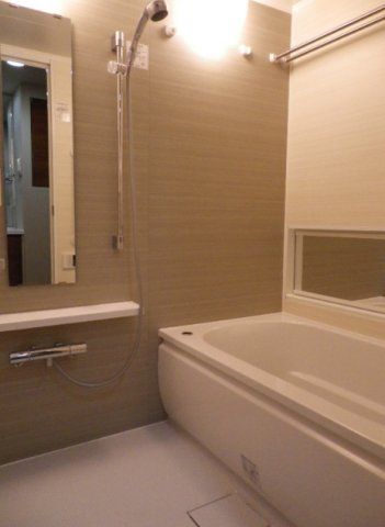 バス・シャワールーム　☆ゆったりくつろげるお風呂☆