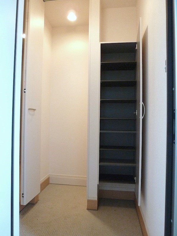 玄関　※参考写真※