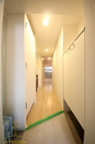 玄関　セレニテ福島カルム