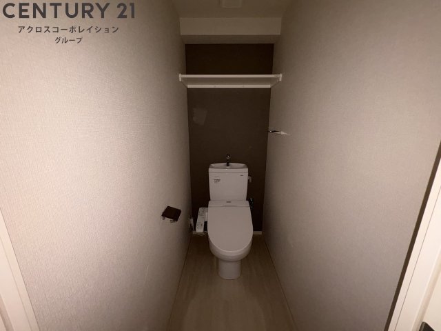 トイレ　温水洗浄便座機能付き♪