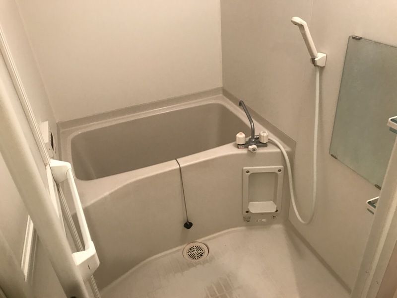 バス・シャワールーム　別部屋参考写真となります