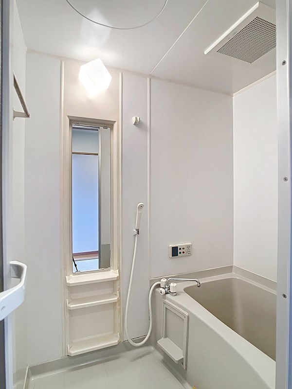 バス・シャワールーム　他部屋写真