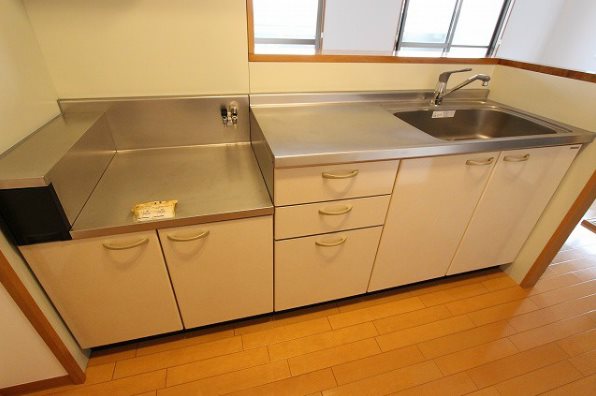 キッチン　他部屋写真