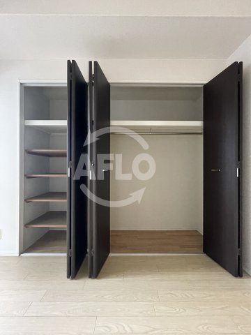 収納　プリマベラ福島　クローゼット