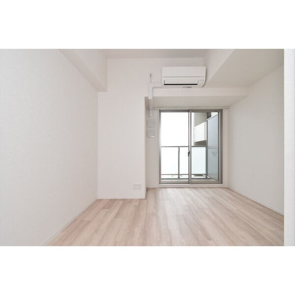 居室・リビング　内装