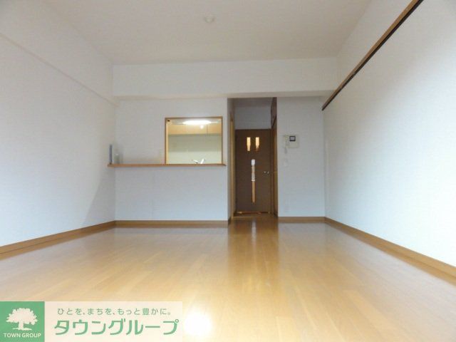 居室・リビング　同物件別部屋のお写真になります。現況優先です。