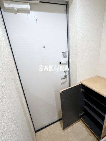 玄関　シューズボックス付きの玄関です♪