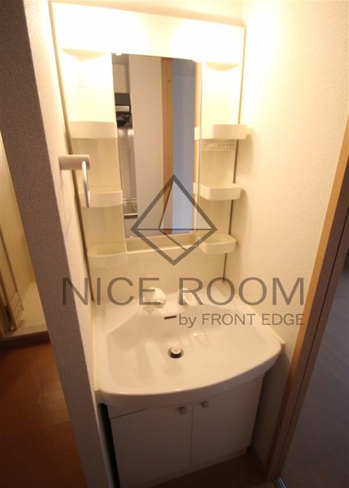 洗面設備　エステムコート新大阪VIエキスプレイス　独立洗面台