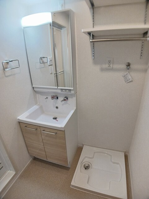 洗面設備　洗面台・洗濯機置場