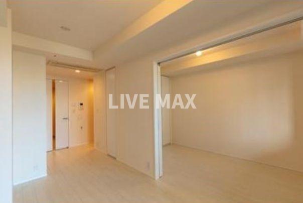 居室・リビング　別号室参考写真