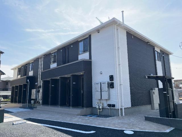 エントランス　外観写真（昼）