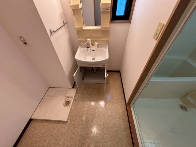 洗面設備　STUDIO OHZONE