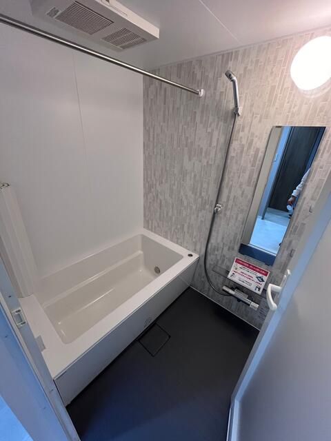 バス・シャワールーム　お風呂で日々の疲れを落としましょう