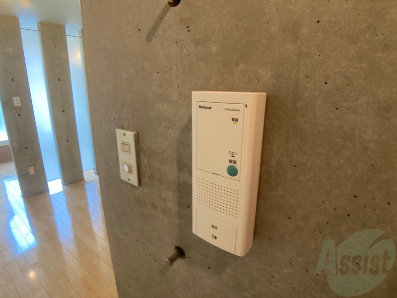 セキュリティ　インターホンは通話ができるので急な訪問があっても安心です。