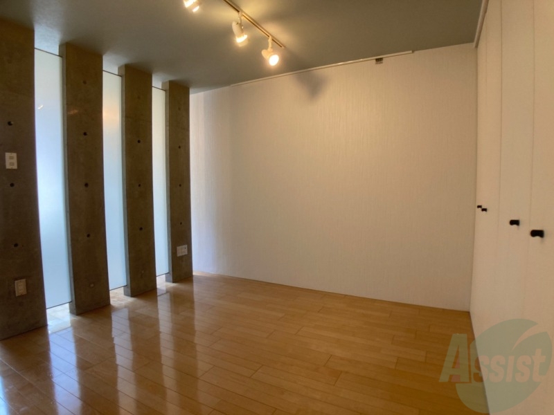 居室・リビング　広くてキレイなお部屋が広がっていて、充実した生活が送れそう。