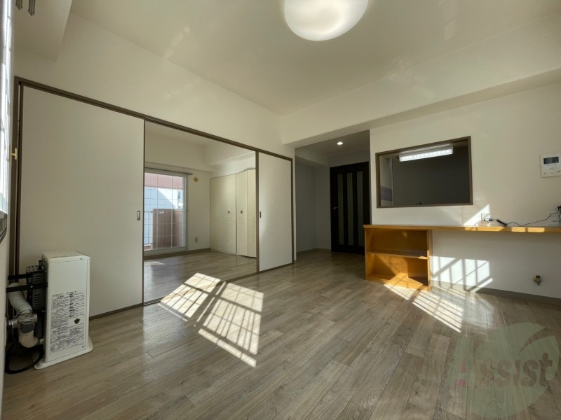 居室・リビング　広くてキレイなＬＤＫが広がっていて、充実した生活が送れそう。