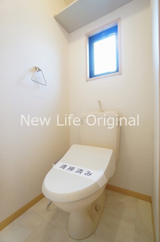 トイレ　温水洗浄機能付きのトイレ♪