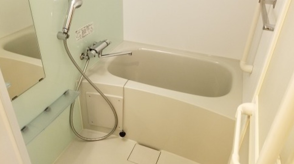 バス・シャワールーム　風呂