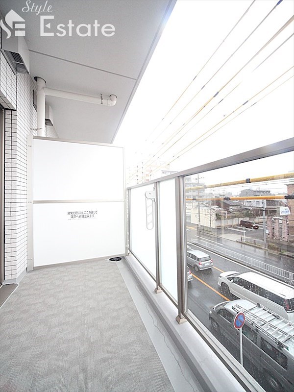 バルコニー　バルコニー