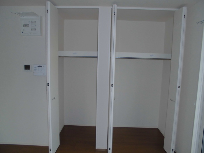 収納　クローゼット