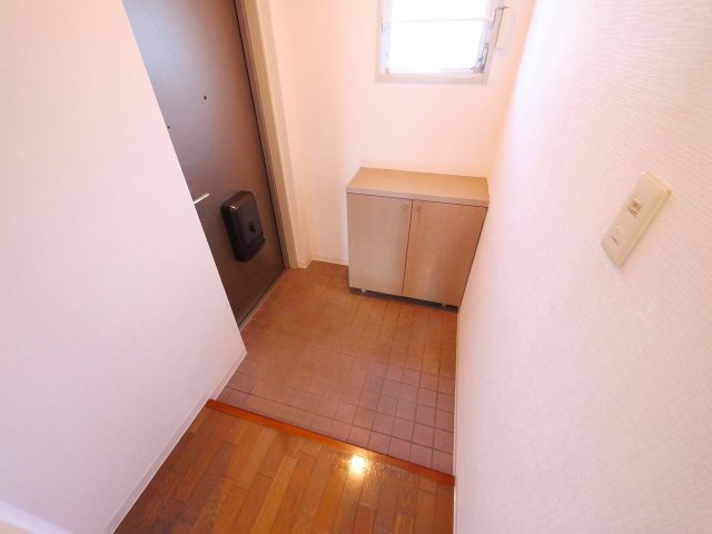 玄関　明るい玄関です