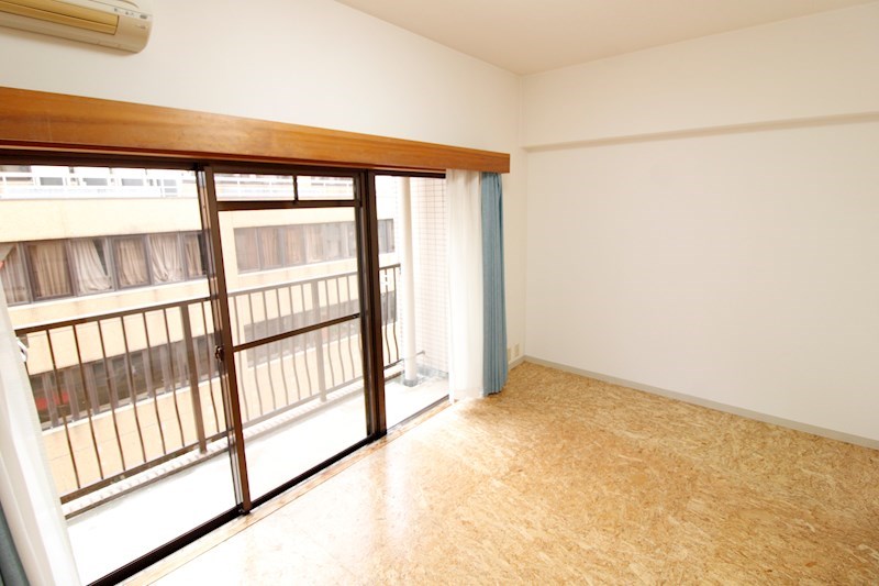 居室・リビング　陽あたりの良い明るいお部屋